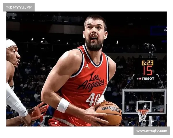 快船105-120不敌骑士，祖巴茨空砍33分18篮板伦纳德复出难救主